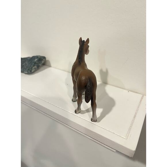 2003 Retired Schleich Hanoverian Bay Foal 2003 Collectible Figure Toy - Picture 3 of 5